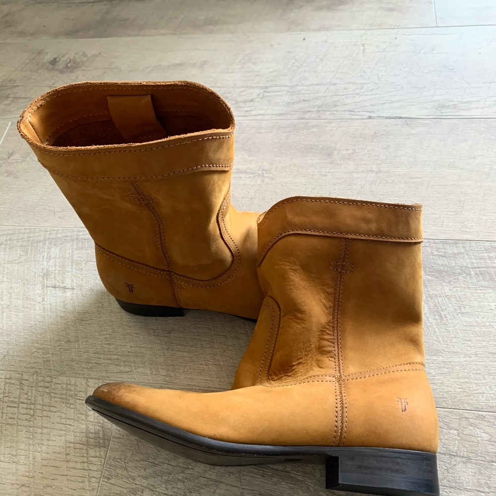 Frye cara boot - Picture 3 of 4